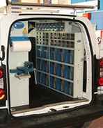 03_mobile con contenitori trasparenti per veicoli commerciali su Berlingo